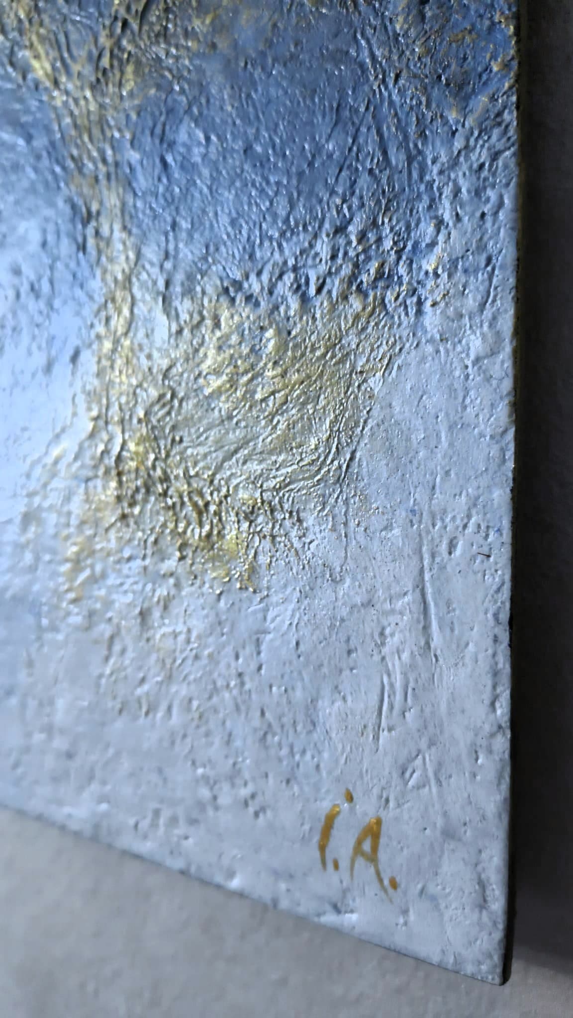 Tablou abstract albastru cu auriu 56x40 cm –pictură texturată, semnată — image 5